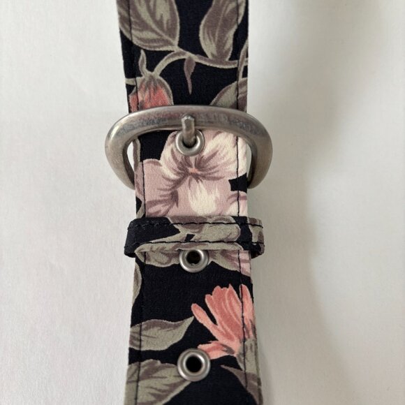 90s Floral Youth Belt - Picture 7 of 9